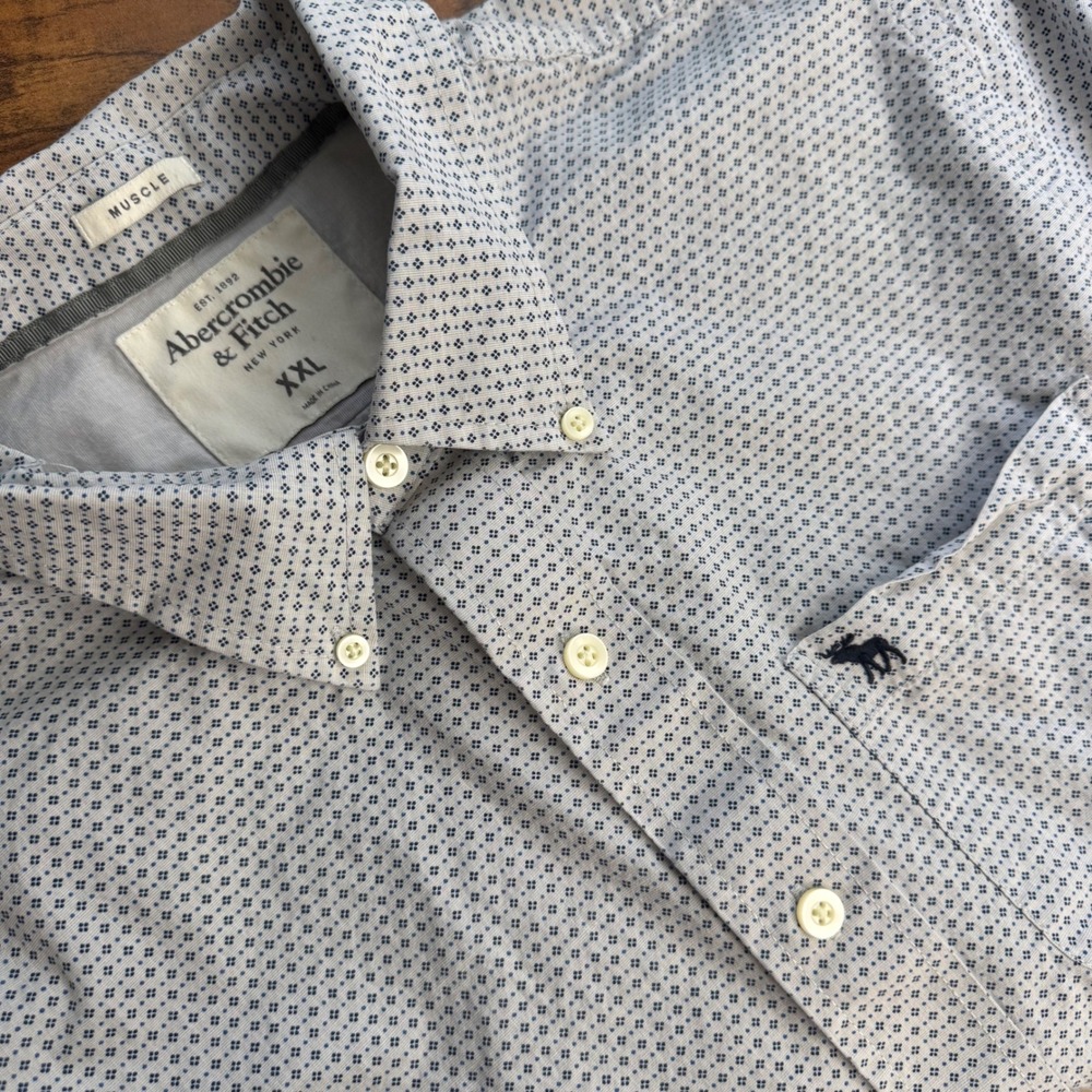 Abercrombie & Fitch Mens XXL Muscle Fit Blue Geometric Print Button Down Shirt